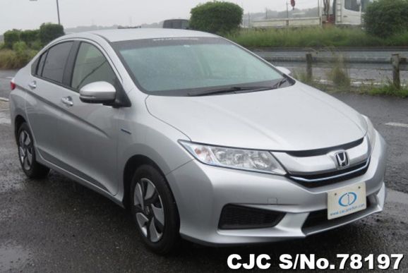 2015 Honda / Grace Hybrid Stock No. 78197